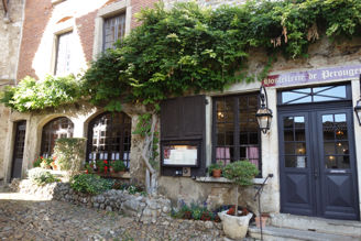 884-Perouge-sm